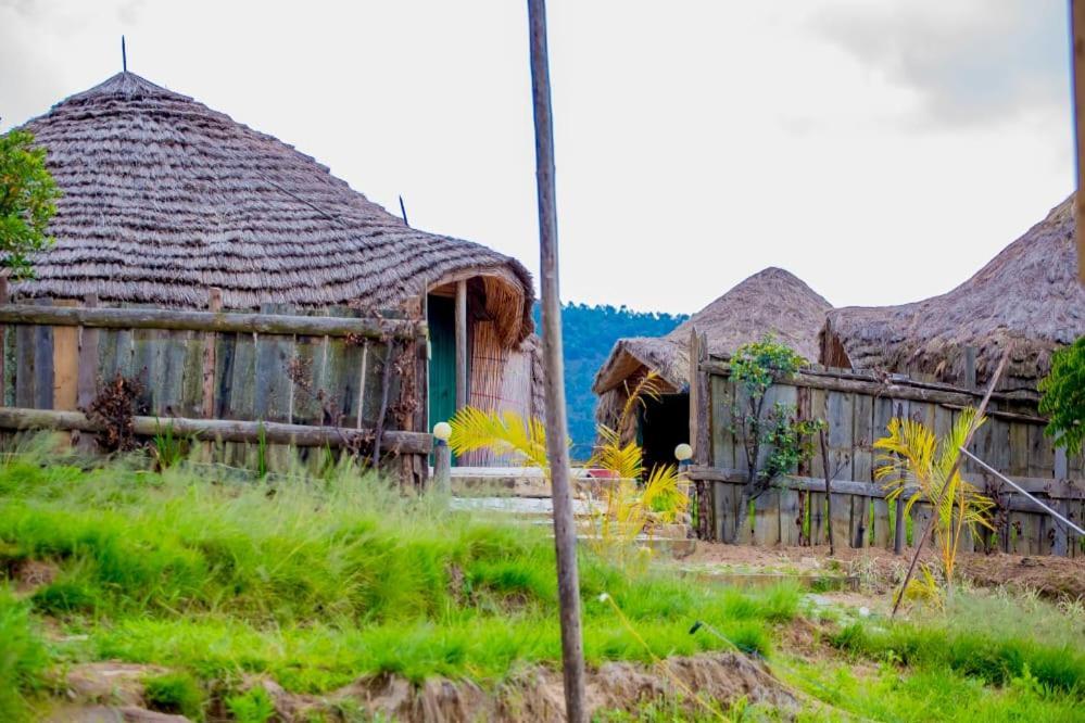 Kitabi Ecocenter Hotel Gabegi Luaran gambar