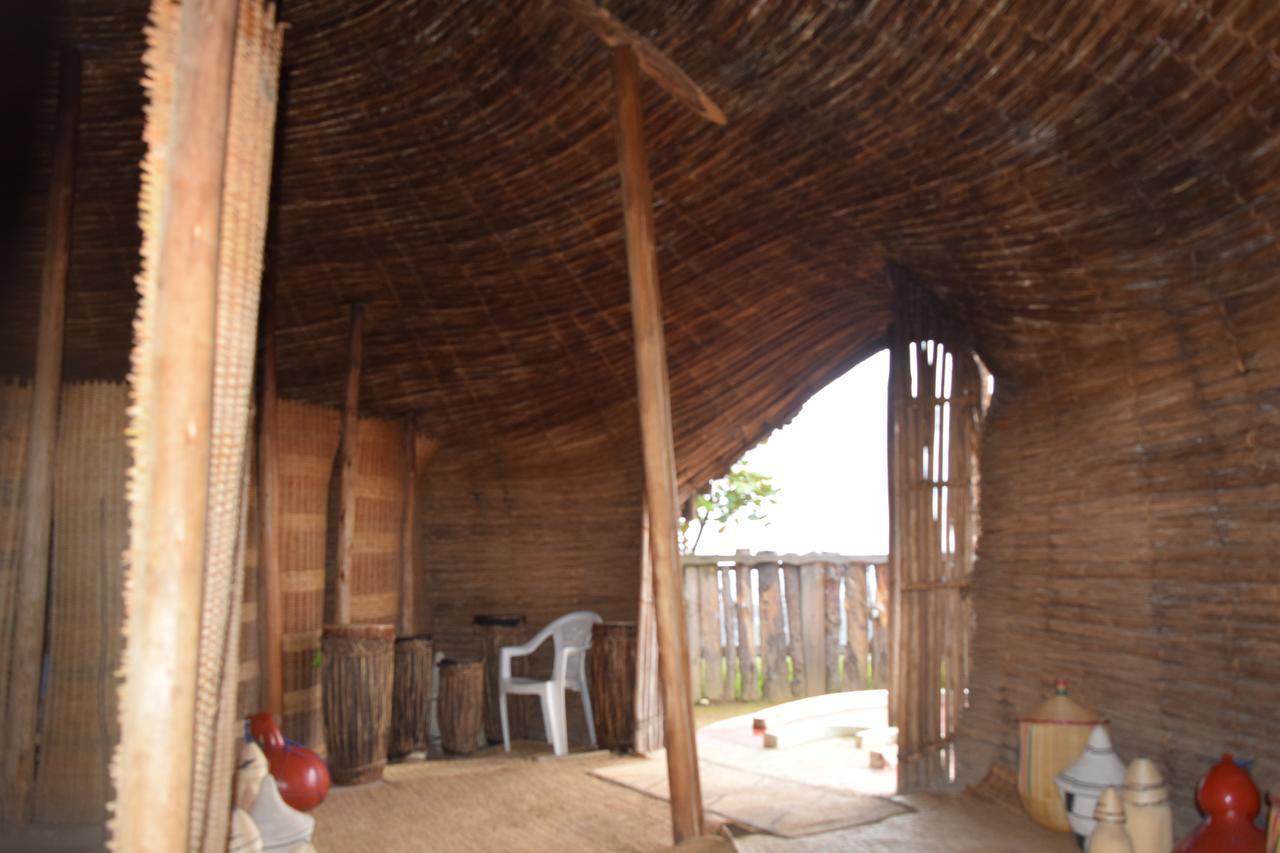 Kitabi Ecocenter Hotel Gabegi Luaran gambar